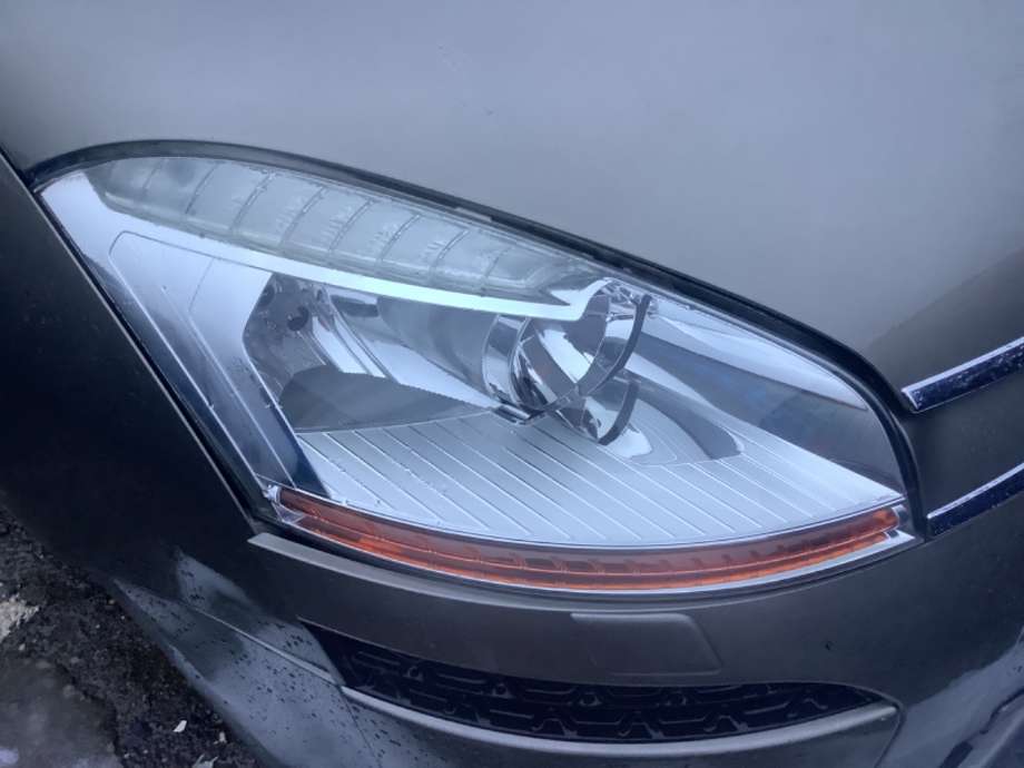 Frontlykt høyre halogen til Citroën C4, Picasso, 2006-2013 (Type I)  (CITROEN|6206 A8)