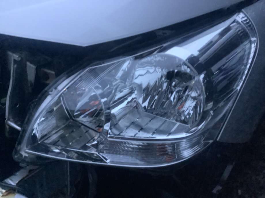 Frontlykt venstre halogen til Toyota Verso, 2009-2016 (Type III)  (TOYOTA|811700F090)