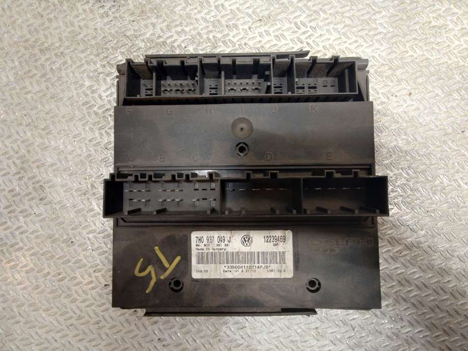 Sikringsboks til VW Transporter / Caravelle 2003-2009 (Fase 1) (T5) (T5) (7H0 937 049 J)