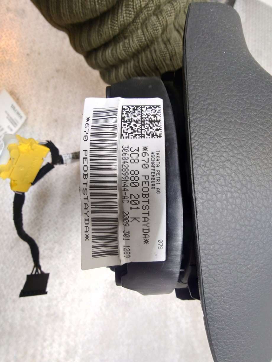 Airbag rattpute til VW Golf VI 2008-2012  (VOLKSWAGEN|3C8880201K|5N0880201F81U|3C8 880 201 K)