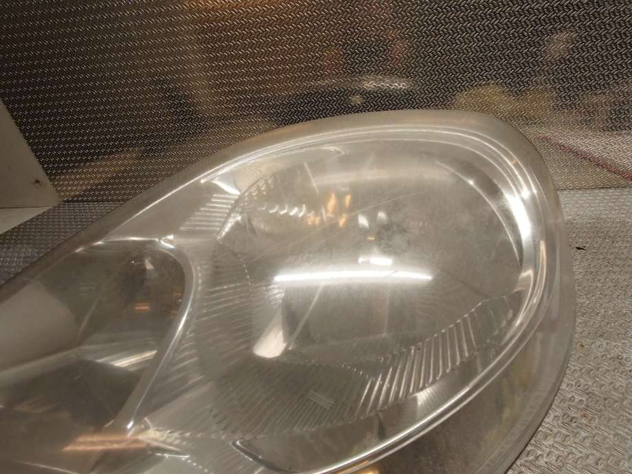 Frontlykt venstre halogen til Renault Trafic 2006-2014 (RENAULT|8200701354|93859829)