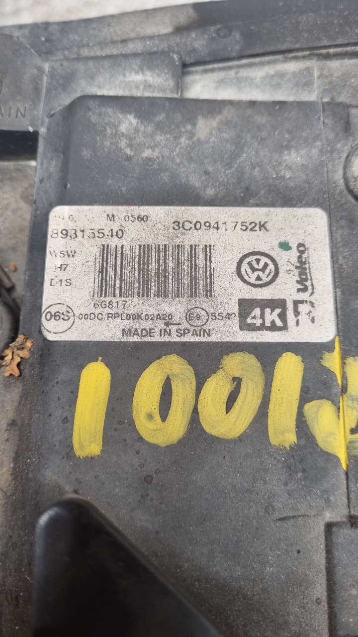 Frontlykt høyre xenon til VW Passat 2005-2010 (B6) (B6) (VOLKSWAGEN|3C0941752K|3C0941754K)