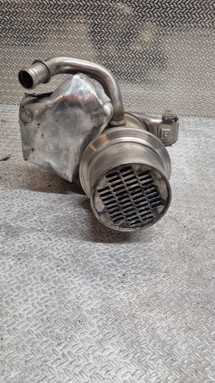 EGR-kjøler til VW Caddy 2015-2020 (Type III, Fase 3) (VOLKSWAGEN|04L131512AJ|04L 131 512 AJ|)