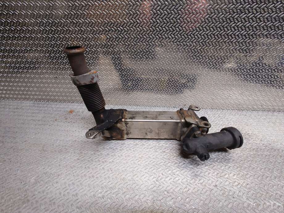 EGR-kjøler til BMW 5-Serie 2003-2010 (E60/E61) (E60/E61) (BMW|11717794245|11 71 7 794 245|)