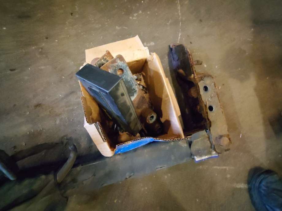 Hengerfeste til Volvo V70 2005-2007 (Type II, Fase 2)  (VOLVO|30682095|)