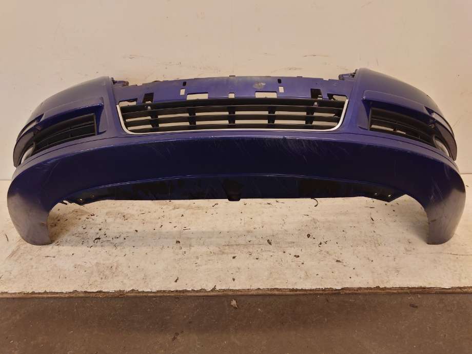 Støtfanger foran til VW Passat 2005-2010 (B6) (B6) (VOLKSWAGEN|3C0 807 217 E|3C0807217E|)