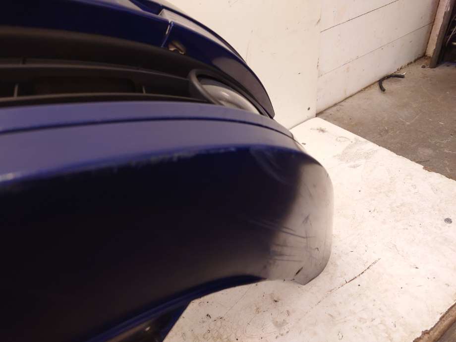Støtfanger foran til VW Passat 2005-2010 (B6) (B6) (VOLKSWAGEN|3C0 807 217 E|3C0807217E|)