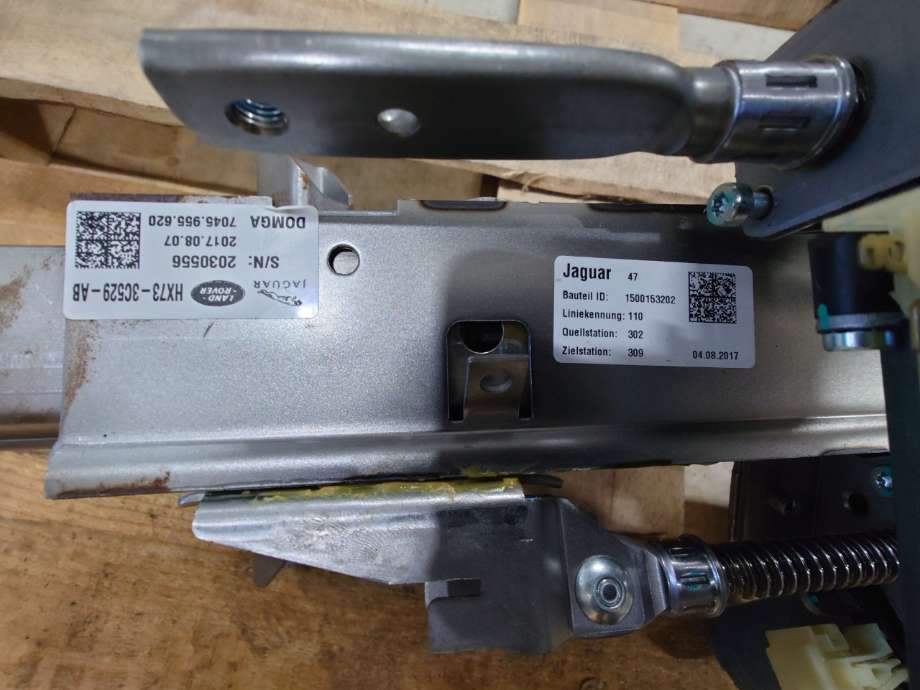 Rattaksel til Jaguar XF 2015-->> (X260) (X260) (JAGUAR|HX733C529AC|T2H52307|)