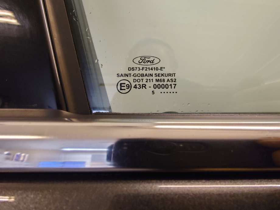 Siderute høyre foran til Ford Mondeo 2014-2019 (Type V, Fase 1) (FORD|DS73-F21410-EB|2468504|)