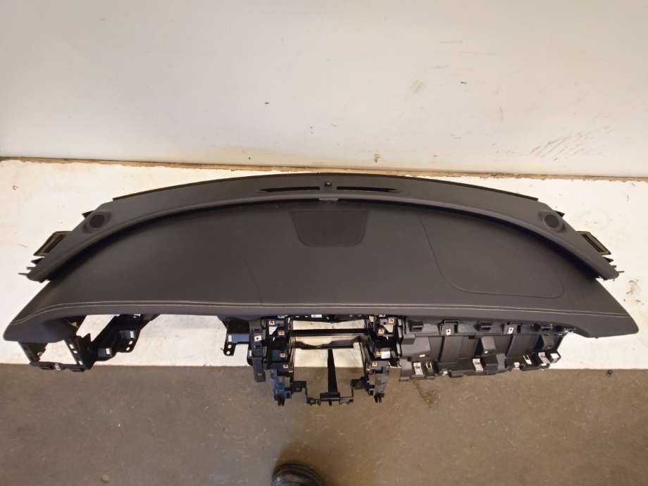 Dashbord til Jaguar XF, 2015-->> (X260) (X260) (JAGUAR|GX6304320CG0QKW)