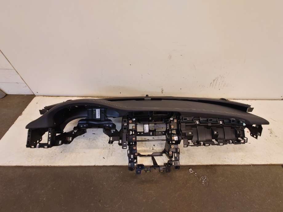 Dashbord til Jaguar XF 2015-->> (X260) (X260) (JAGUAR|GX6304320CG0QKW|T2H21834QKW|)
