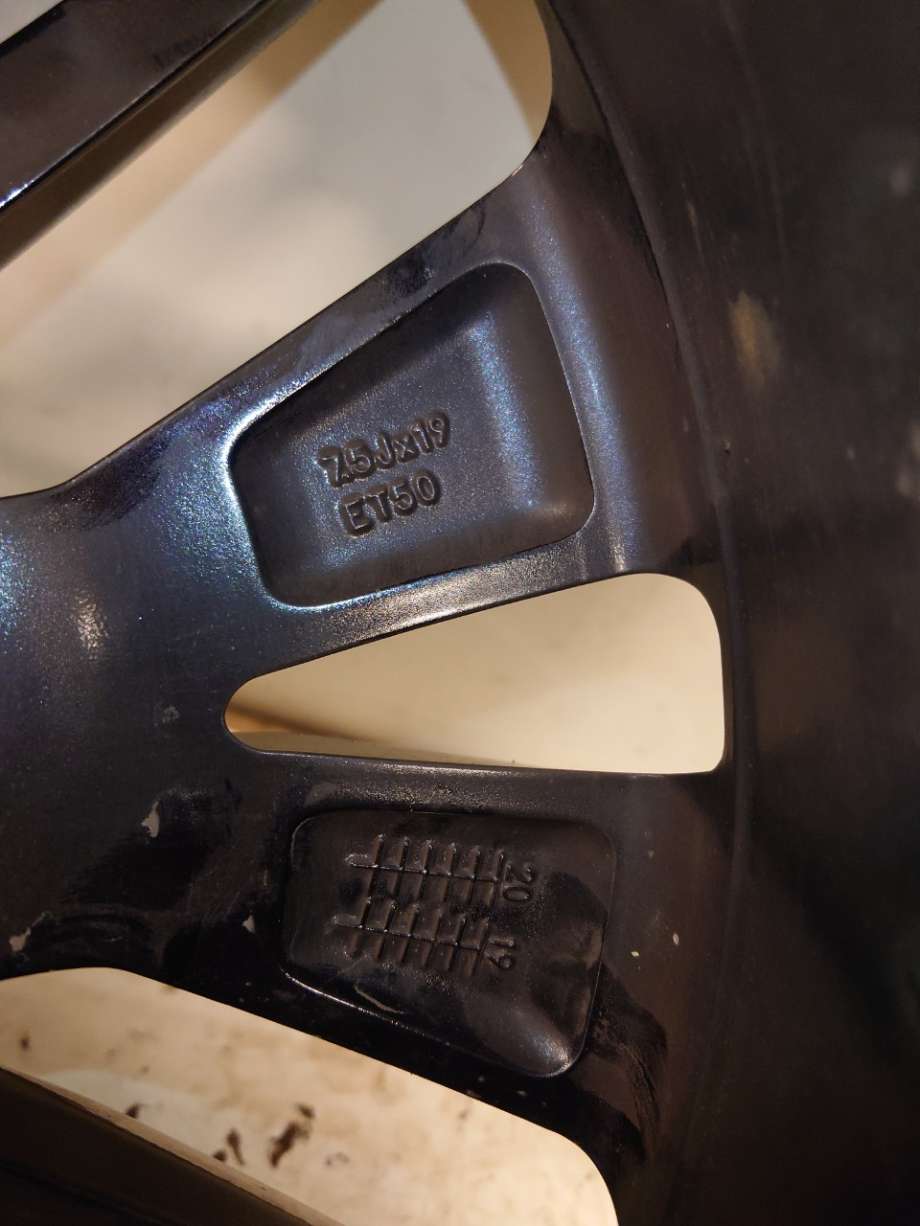 Felg aluminium til Ford Kuga 2019-->> (Type III)  (FORD|LV4CP2A||LV4C-P2A)
