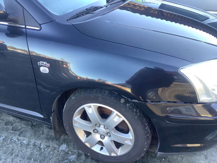 Skjerm høyre foran til Toyota Avensis, 2003-2008 (Type II)  (TOYOTA|5381105020)