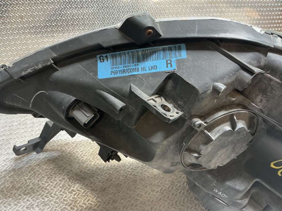 Frontlykt høyre halogen til Honda CR-V 2007-2012 (Type III)  (HONDA|33101SWWG11|)