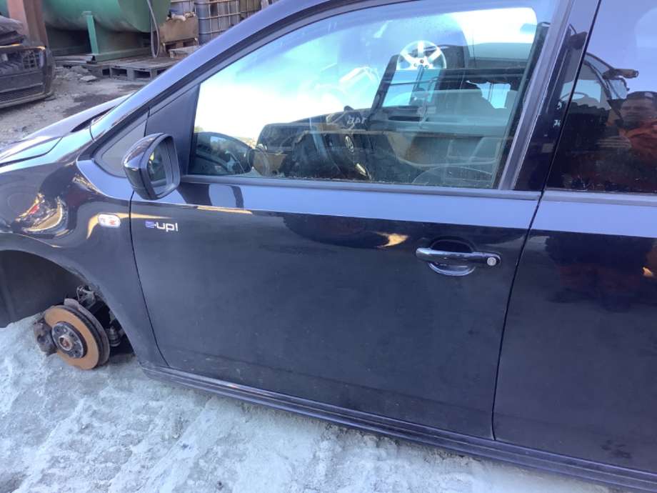 Dør venstre foran til VW E-Up, 2013-2019  (VOLKSWAGEN|1S4 831 055 A)