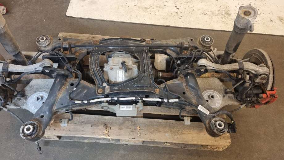 Travers bak til Jaguar XF, 2015-->> (X260) (X260) (JAGUAR|GX735K091AF;T2H5041)
