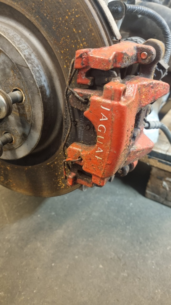 Bremsecaliper venstre bak til Jaguar XF, 2015-->> (X260) (X260) (JAGUAR|)
