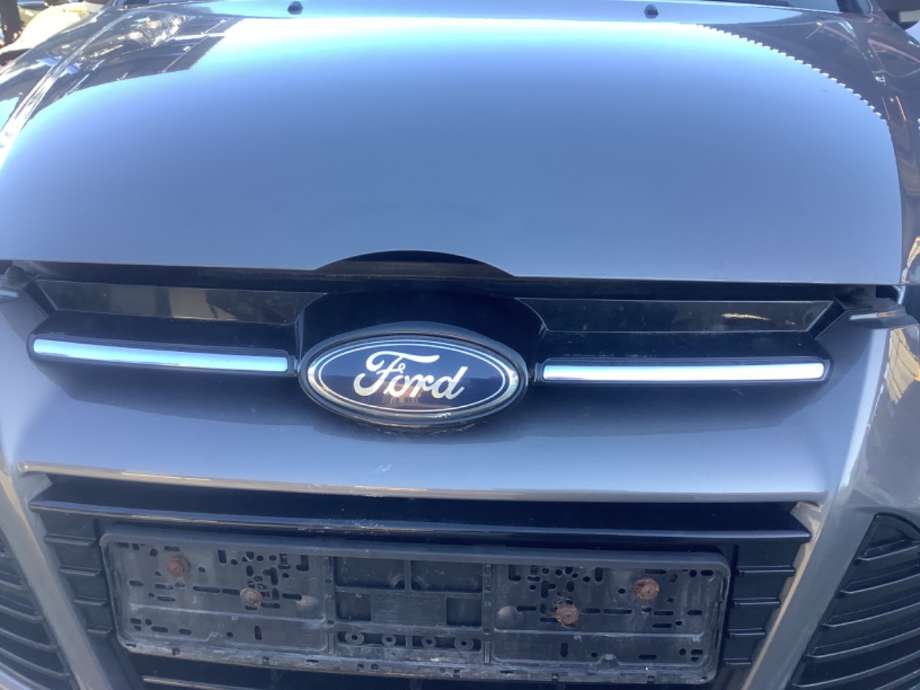 Grill til Ford Focus, 2011-2014 (Type III, Fase 1)  (FORD|)