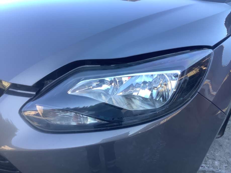 Frontlykt venstre halogen til Ford Focus, 2011-2014 (Type III, Fase 1)  (FORD|1873935)