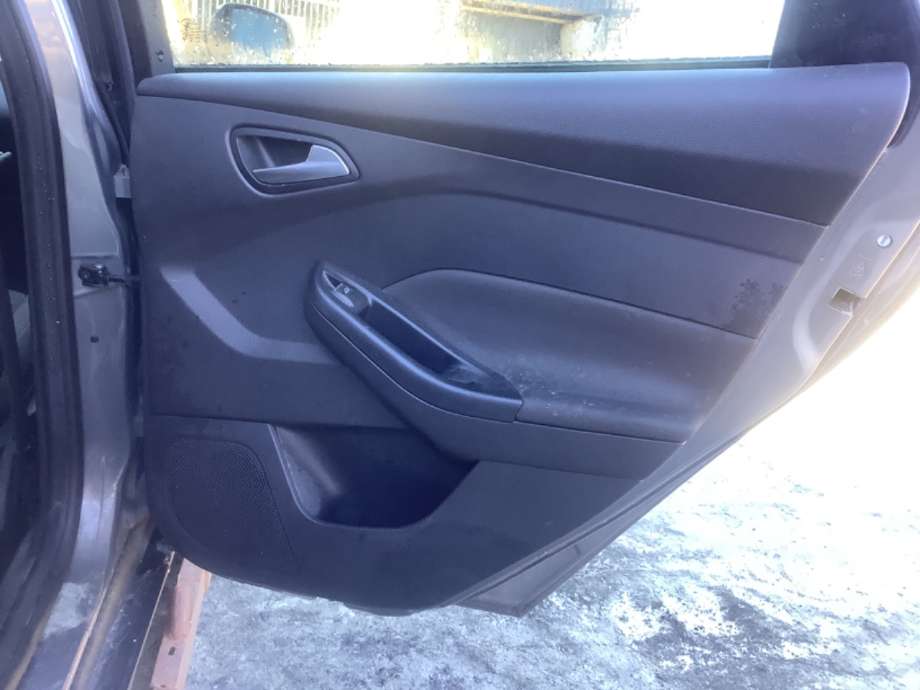 Dørtrekk høyre til Ford Focus, 2011-2014 (Type III, Fase 1)  (FORD|)