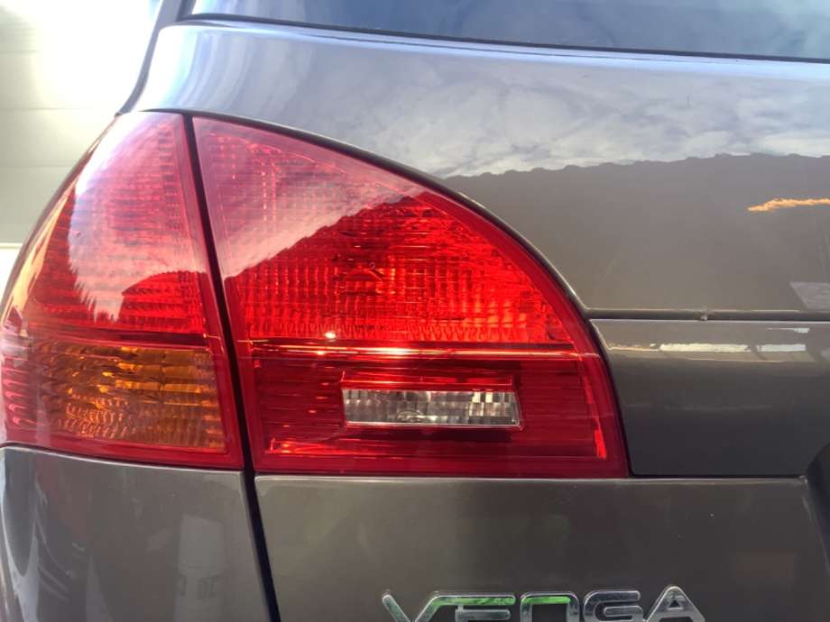Baklykt venstre indre til Kia Venga, 2010-2017  (KIA|)