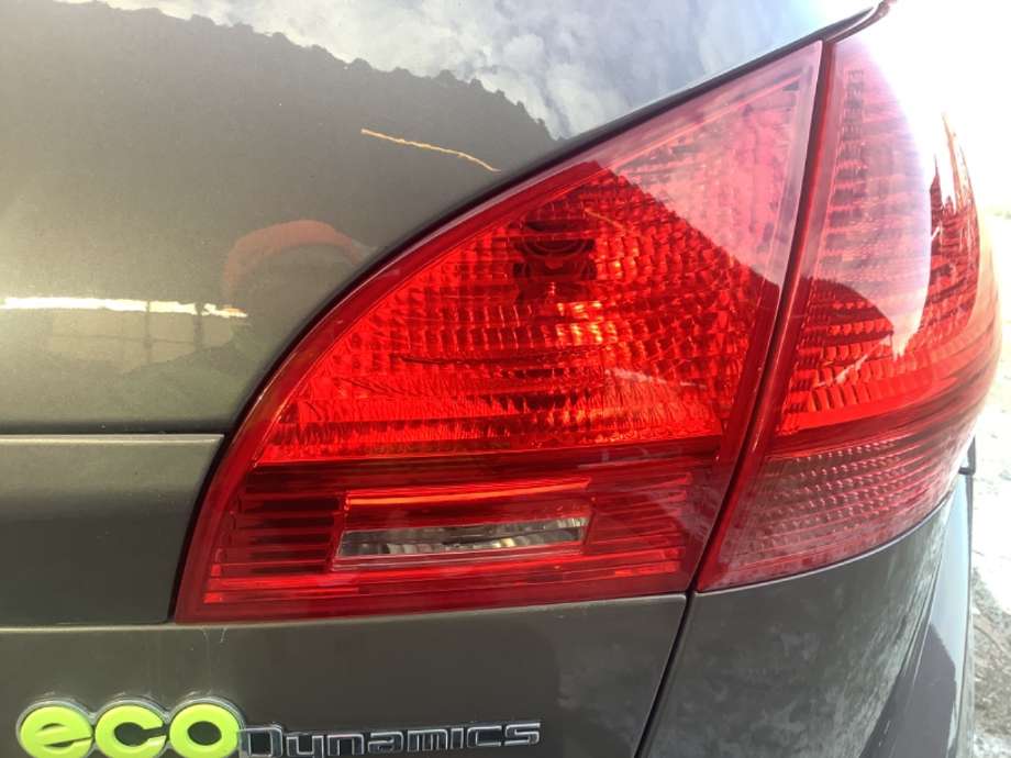 Baklykt høyre indre til Kia Venga, 2010-2017  (KIA|)