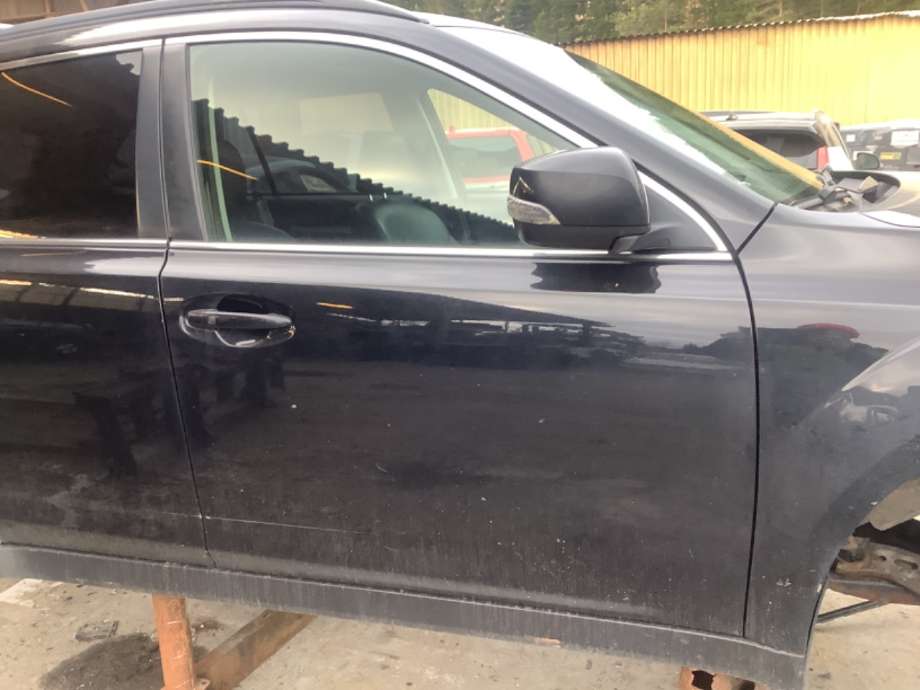 Dør høyre foran til Subaru Outback, 2009-2014 (Type IV)  (SUBARU|)