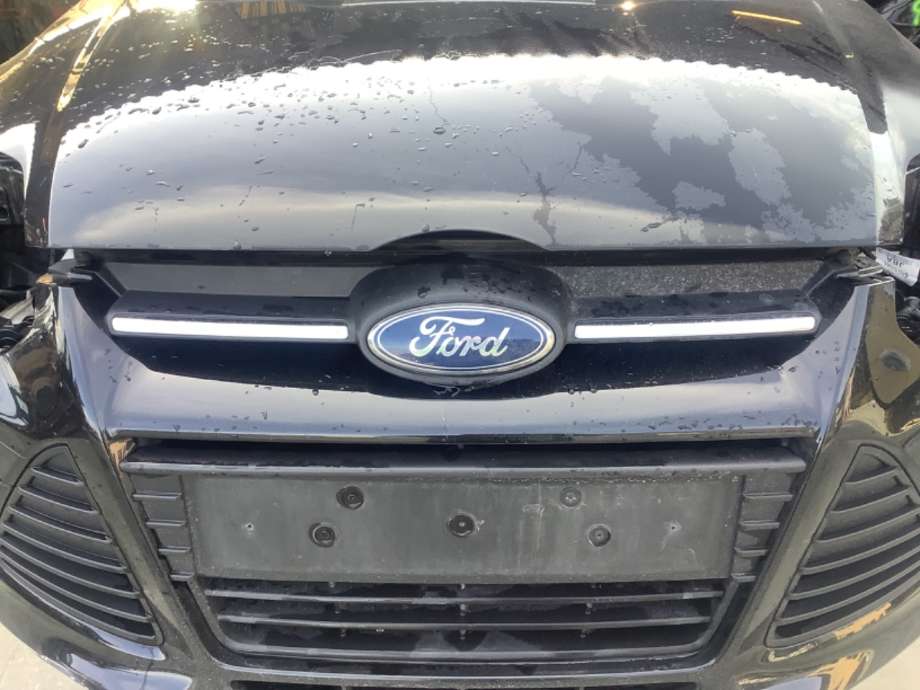 Grill til Ford Focus, 2011-2014 (Type III, Fase 1)  (FORD|)