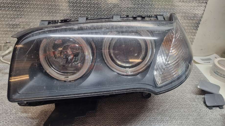 Frontlykt venstre xenon til BMW X3 2007-2010 (Fase 2) (E83) (E83) (BMW|63123456035|63 12 3 456 035|7162191-05)