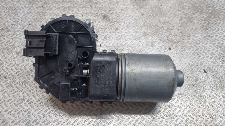 Viskermotor frontrute til BMW X3 2007-2010 (Fase 2) (E83) (E83) (BMW|0390241712|)