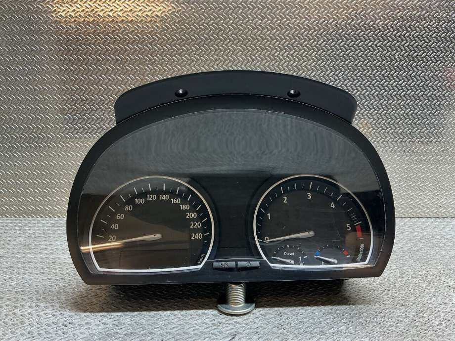 Instrumentpanel til BMW X3, 2007-2010 (Fase 2) (E83) (E83) (BMW|62 10 3 451 582)