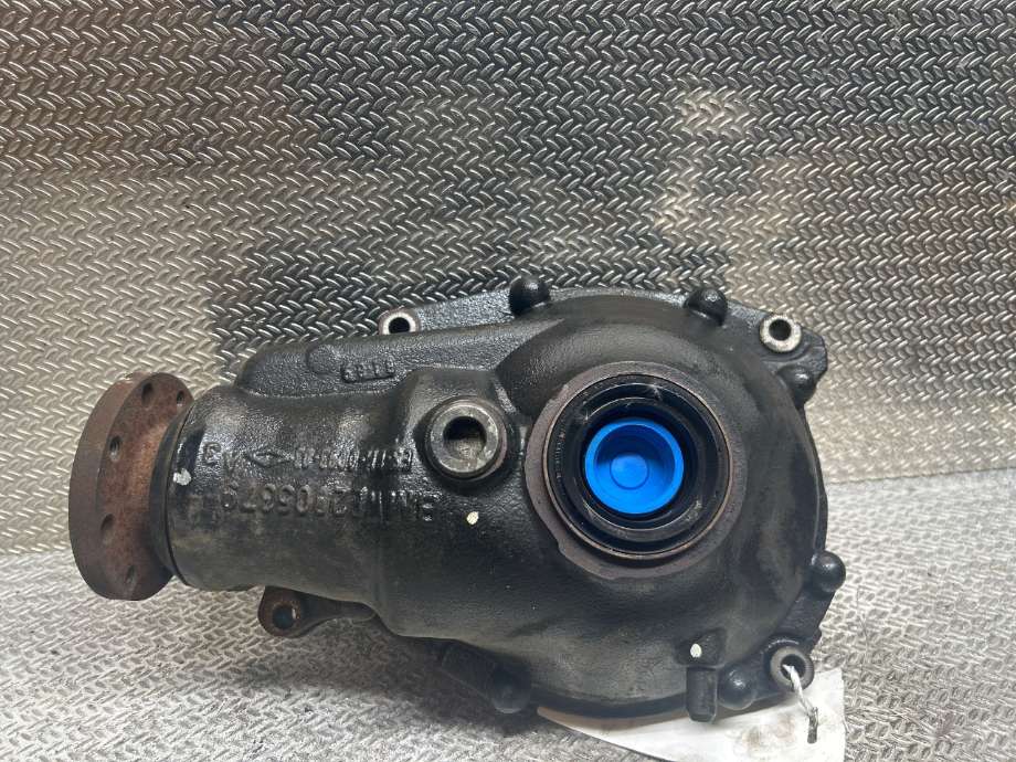 Kardang klokke bak til BMW X3, 2007-2010 (Fase 2) (E83) (E83) (BMW|33107575382)