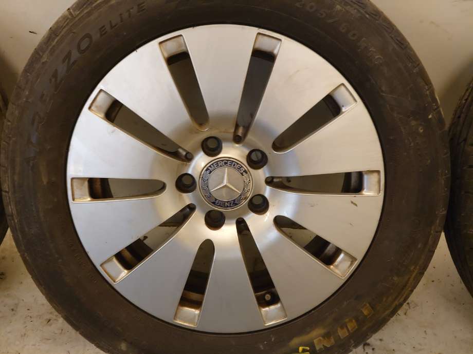 Felgsett aluminium til Mercedes B-Klasse 2011-2018 (W246) (W246) (MERCEDES|A2424010002||A242 401 0002)