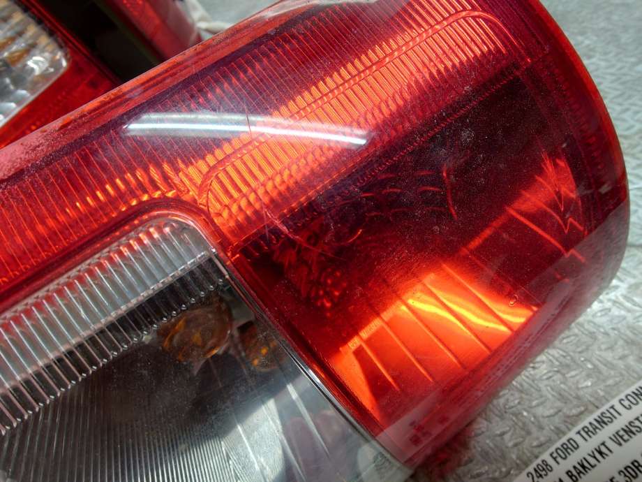 Baklykt venstre til Ford Transit Connect 2009-2013 (Type I, Fase 2) (FORD|2T14-13405-AG|1369222|)