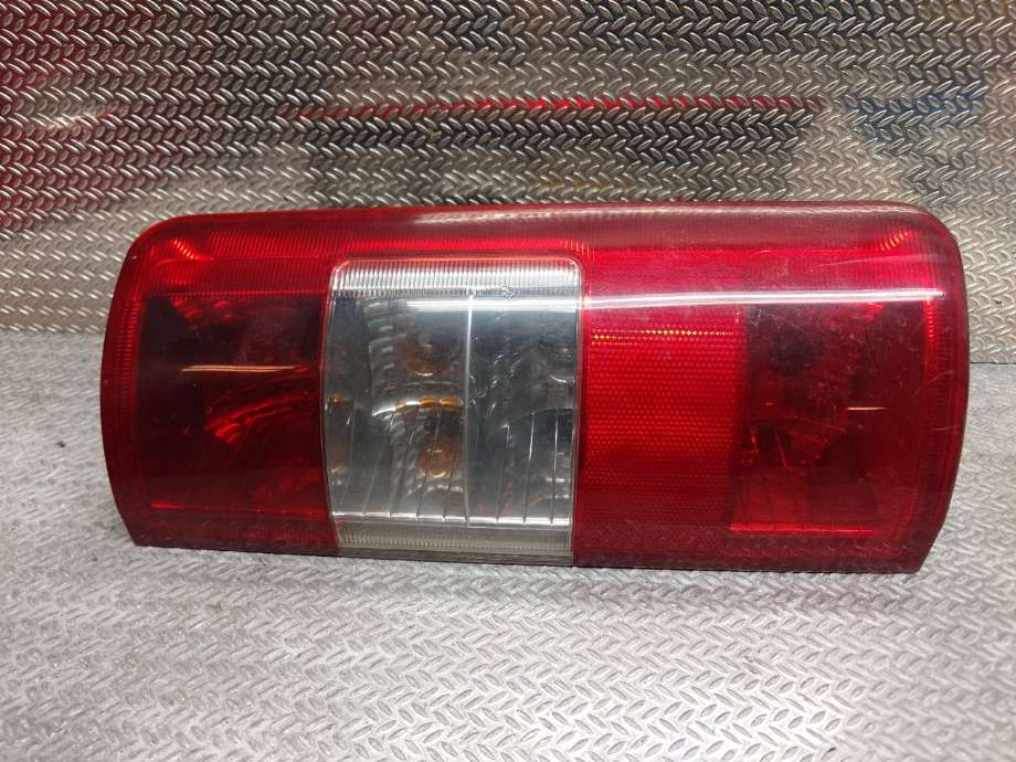 Baklykt høyre til Ford Transit Connect 2009-2013 (Type I, Fase 2) (FORD|2T14-13404-AG|1369221|)