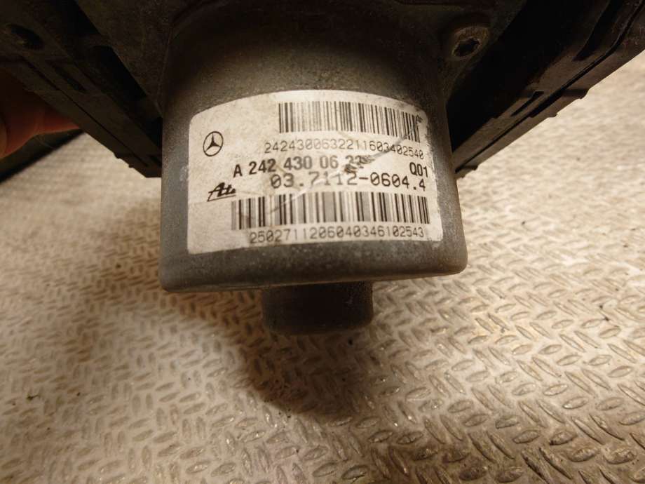 Vakuumpumpe til Mercedes B-Klasse 2011-2018 (W246) (W246) (MERCEDES|A2424300632|A 242 430 06 32)