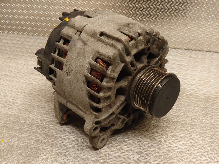 Dynamo til VW Passat 2011-2015 (B7) (B7) (VOLKSWAGEN|03L903023D|03L903023B)