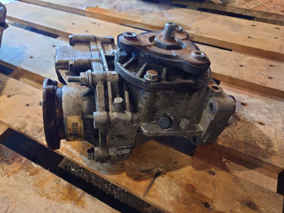 Girkasse 4WD fordelingskasse til VW Passat 2011-2015 (B7) (B7) (VOLKSWAGEN|0AV409053AE|0AV 409 053 AE|)