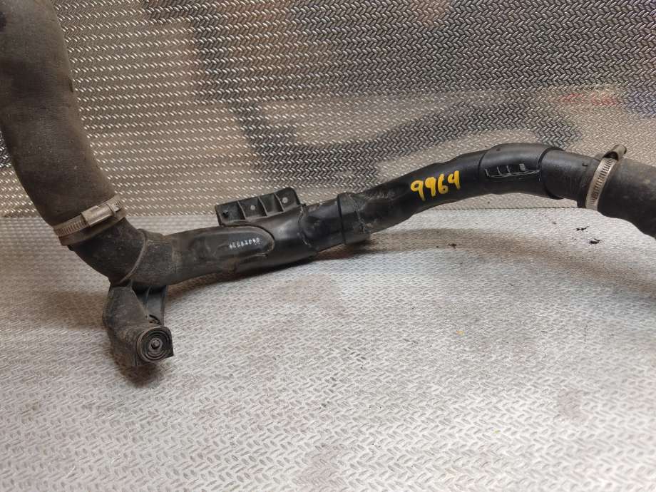 Turbo rør til VW Caddy, 2010-2015 (Type III, Fase 2)  (VOLKSWAGEN|1K0145840AE)