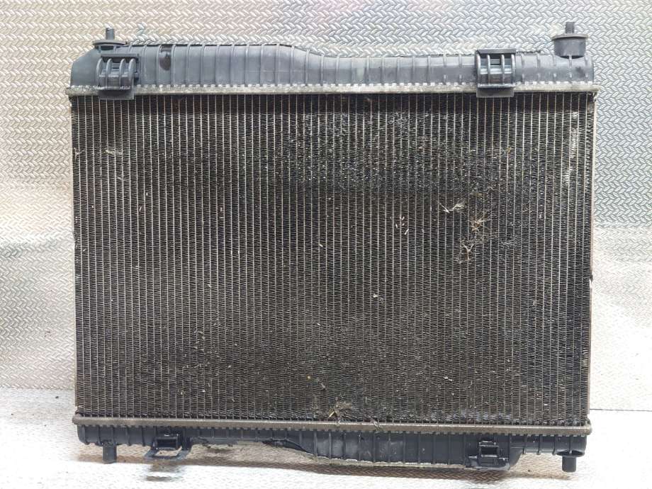 Radiator (manuell gir) til Ford Fiesta 2008-2012 (Type VI, Fase 1)  (FORD|8V51-8005-DG|1772863|)