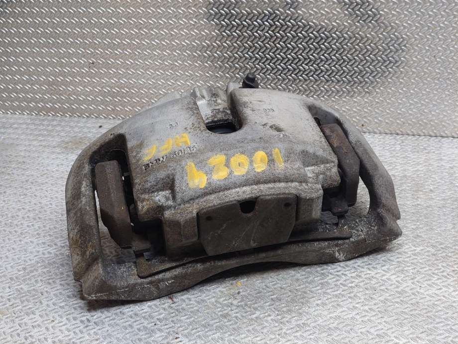 Bremsecaliper høyre foran til BMW 5-Serie, 2010-2017 (F10/F11) (F10/F11) (BMW|34116786818)
