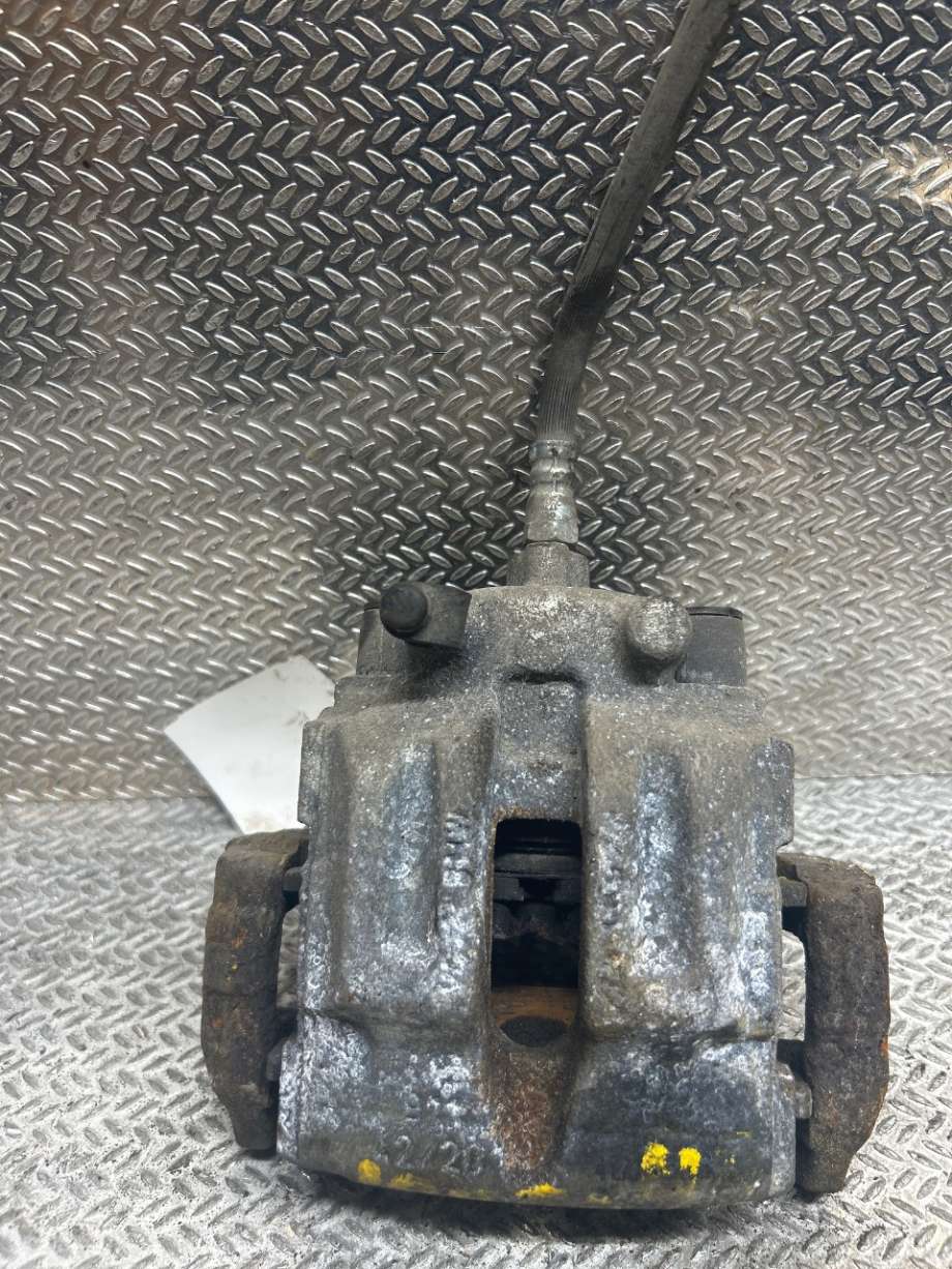 Bremsecaliper høyre bak til BMW 3-Serie 2005-2011 (E90/E91/E92/E93) (E90/E91/E92/E93) (BMW|34216768698|)