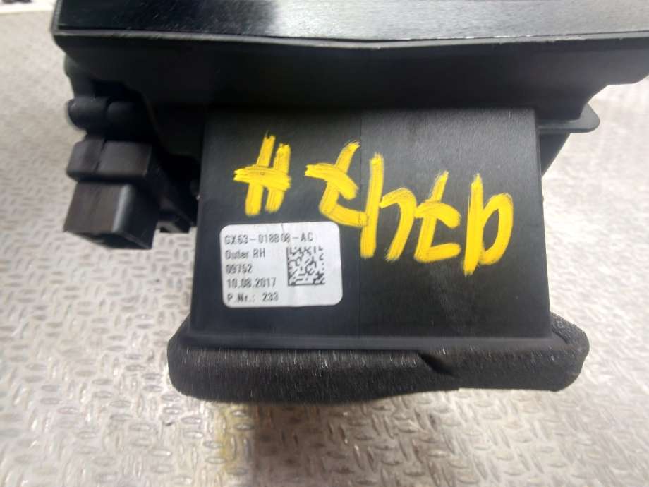 Dashbord friskluftdyse til Jaguar XF 2015-->> (X260) (X260) (JAGUAR|GX63018B08AC|T2H30042|)