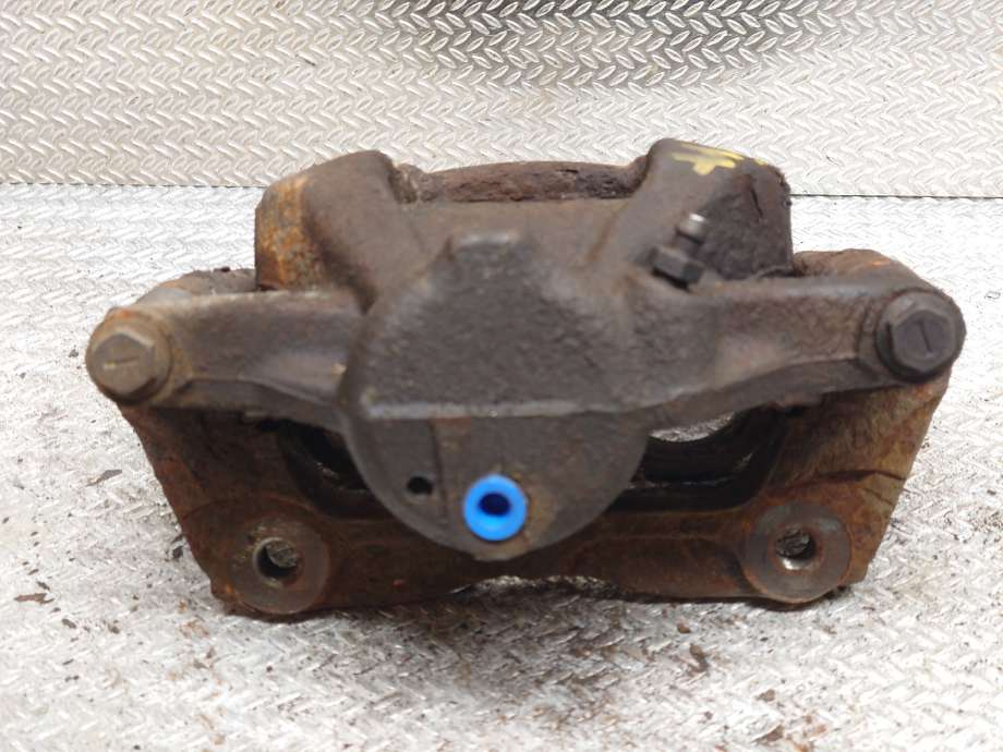 Bremsecaliper høyre foran til Toyota Avensis 2009-2015 (Type III, Fase 1)  (TOYOTA|4773002361|)