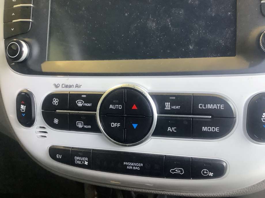 Varmeapparat betjening til Kia Soul, 2014-2019 (Type II) (KIA|)