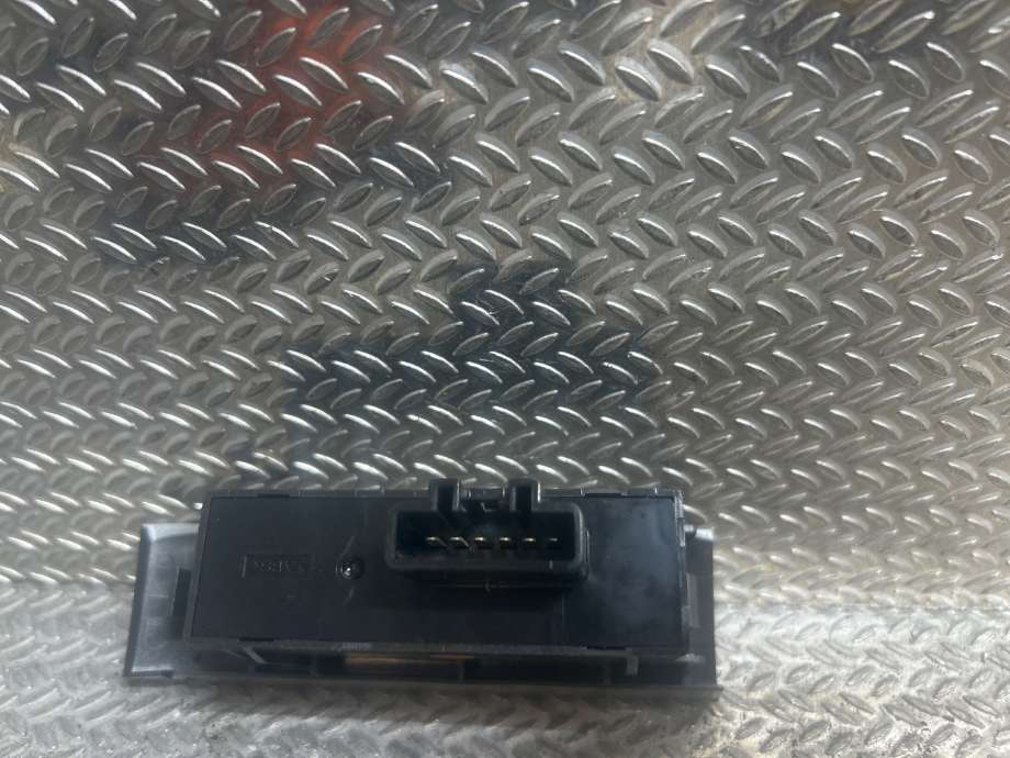 Bryter diverse til Isuzu D-Max 2007-2012 (Type I)  (ISUZU|)