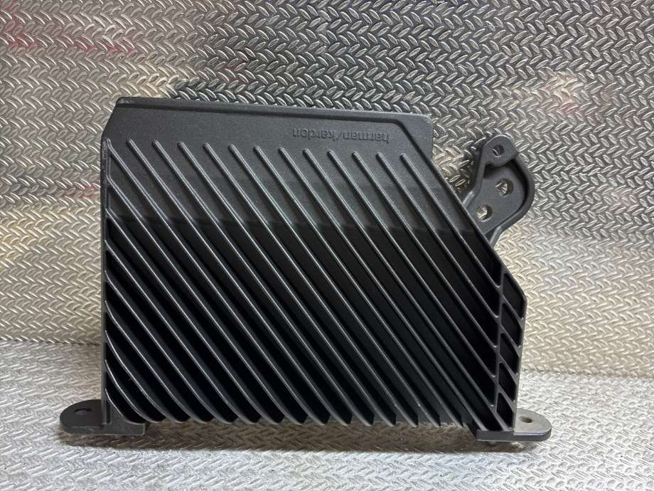 Bilstereo forsterker til Polestar 2 2020-->>  (36013039|32200192|3259256)