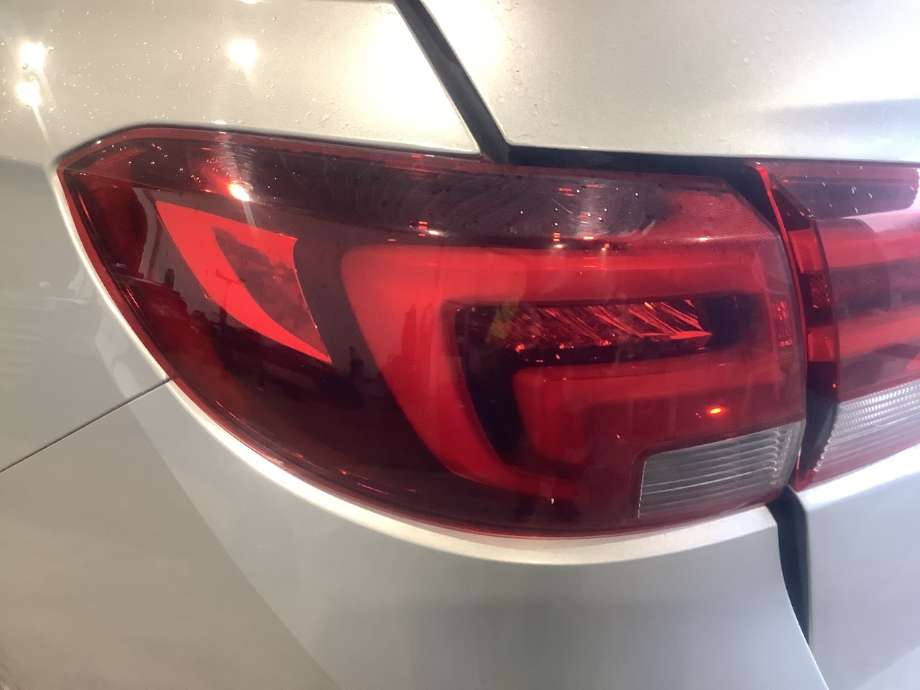 Baklykt venstre til Opel Astra K, 2015-->>  (OPEL|39077376)