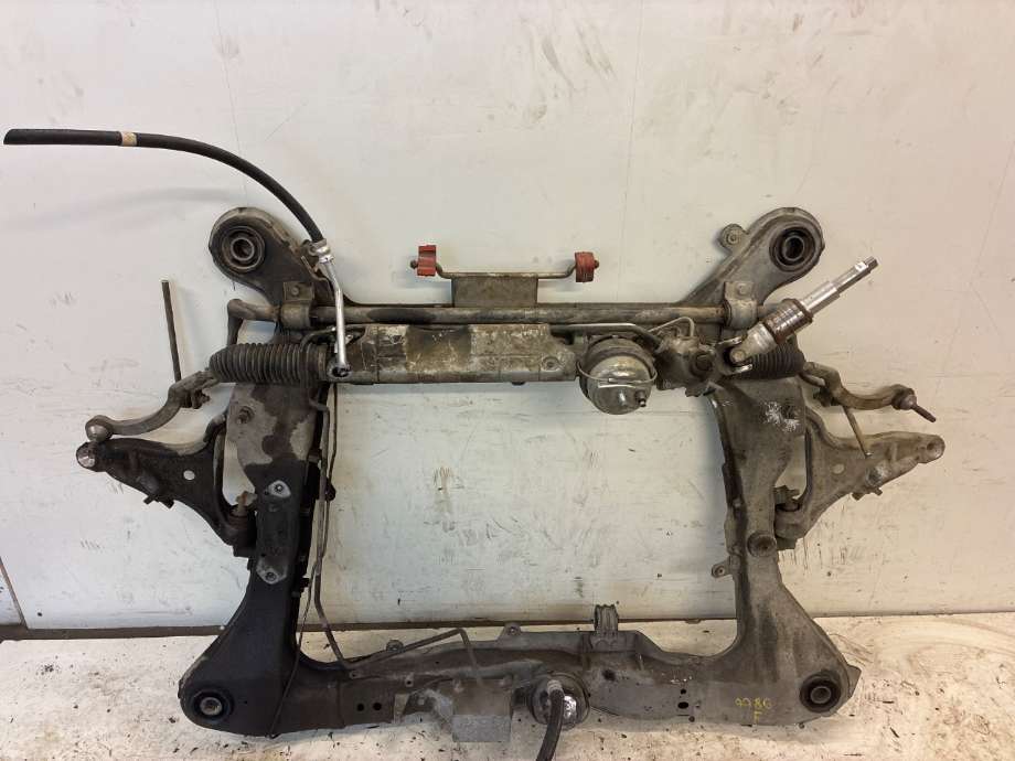 Travers foran hoved til Volvo S60, 2005-2010 (Type I, Fase 2)  (VOLVO|31429445)
