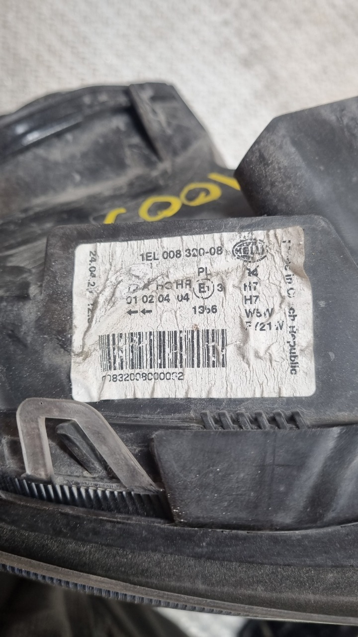 Frontlykt høyre halogen til Opel Signum, 2003-2006  (OPEL|93171429)